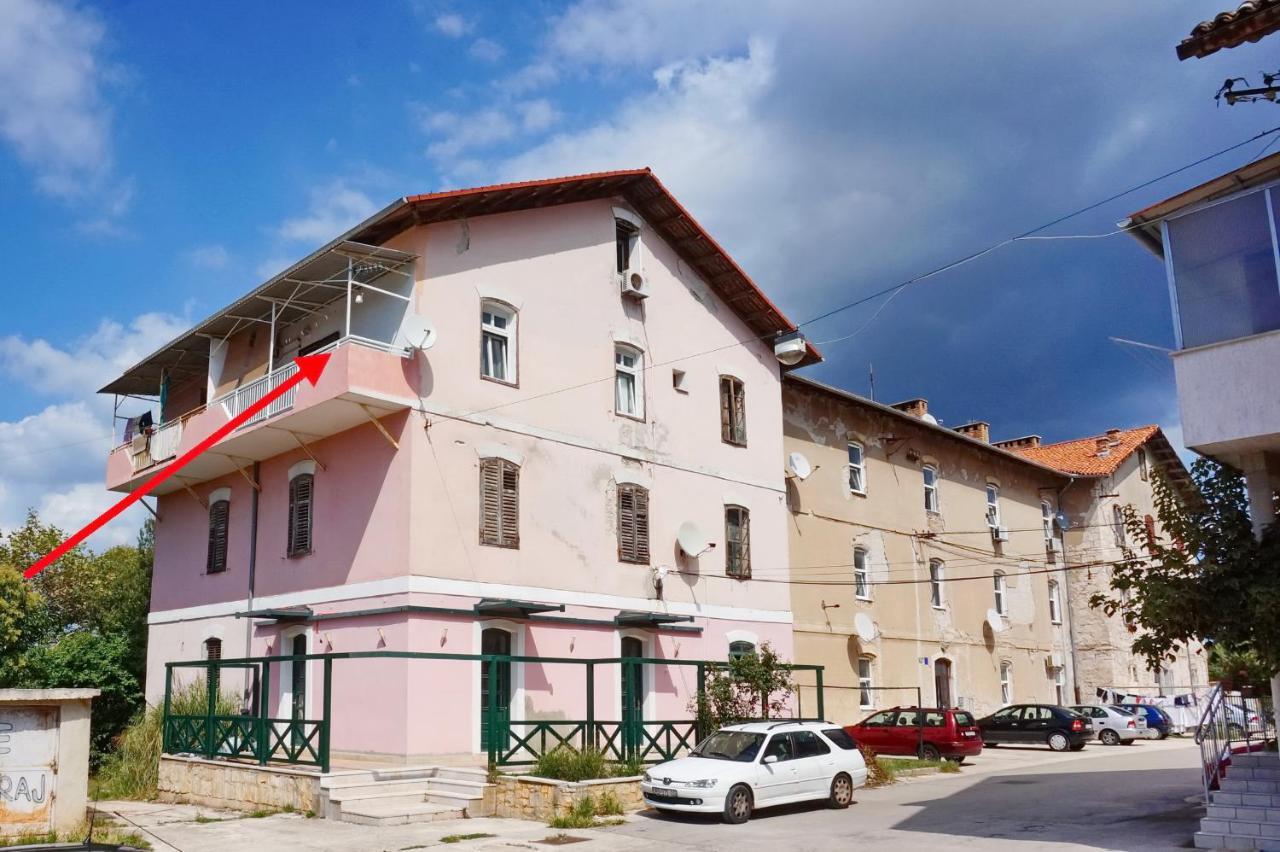 Apartment Sole Di Pola Exterior photo